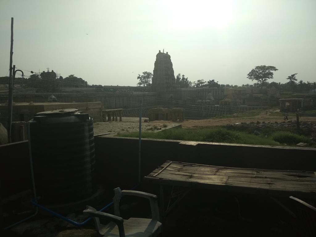 Mayuram Homestay Hampi Exterior photo